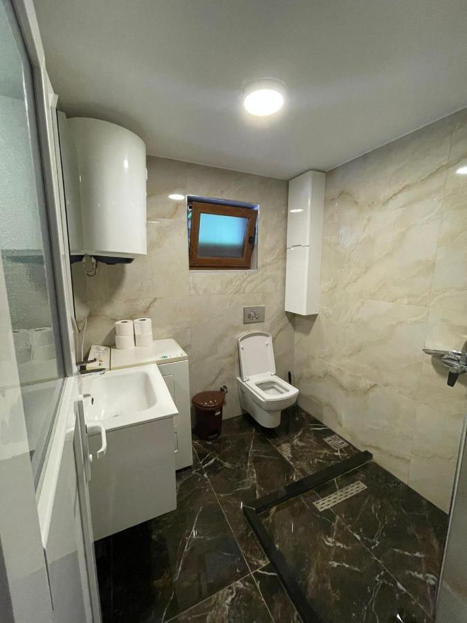 ולבונה Hostel Rilindja מראה חיצוני תמונה