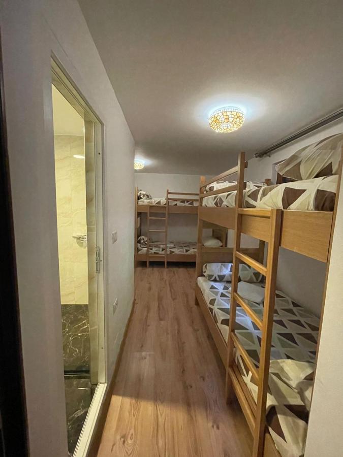 ולבונה Hostel Rilindja מראה חיצוני תמונה